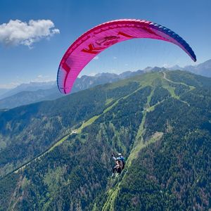 Tandem-Paragliding in Kronplatz über Brixen im Pustertal