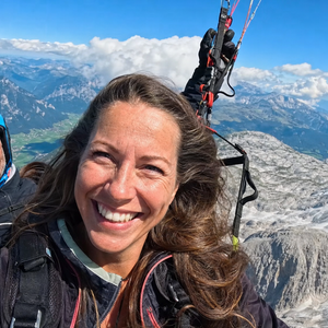 Tandemflug Dachstein – Anna (42) genießt ihren ersten Tandemflug