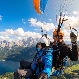 Tandemflug Garmisch - das Zugspitzmassiv